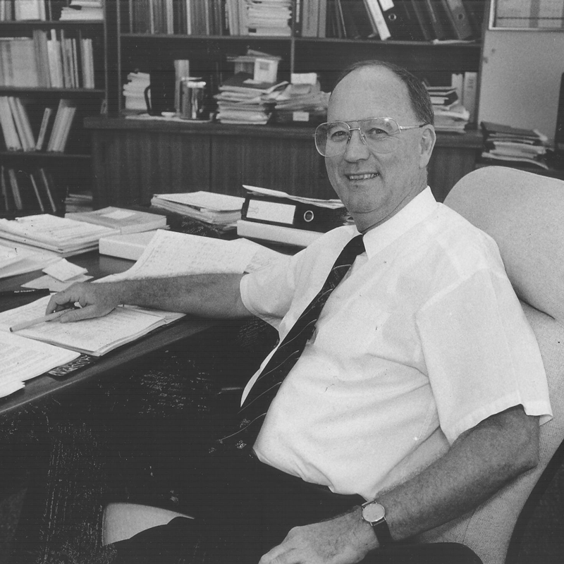 Dr Neil Conn AO (1999)